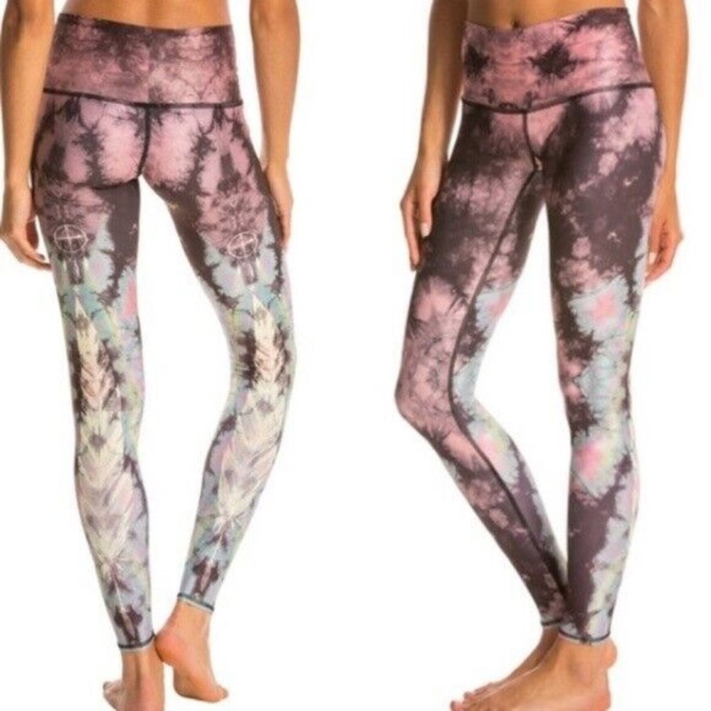 Teeki Yoga Leggings Pilates Pink Eagle Feather Size M Antimicrobial Athleisure